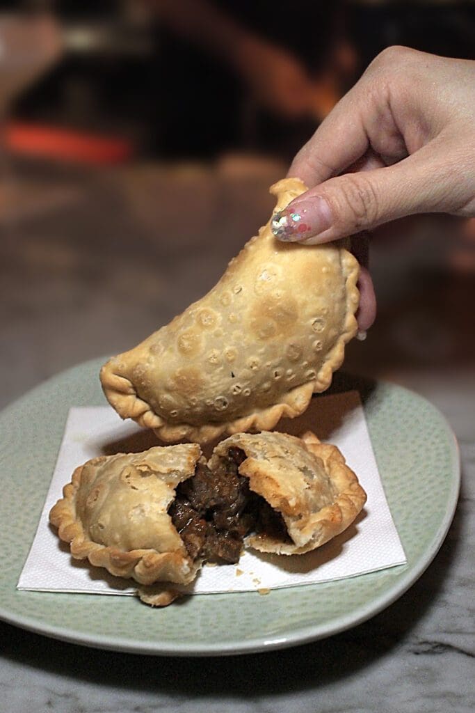 BoCHINche — Beef Empanadas