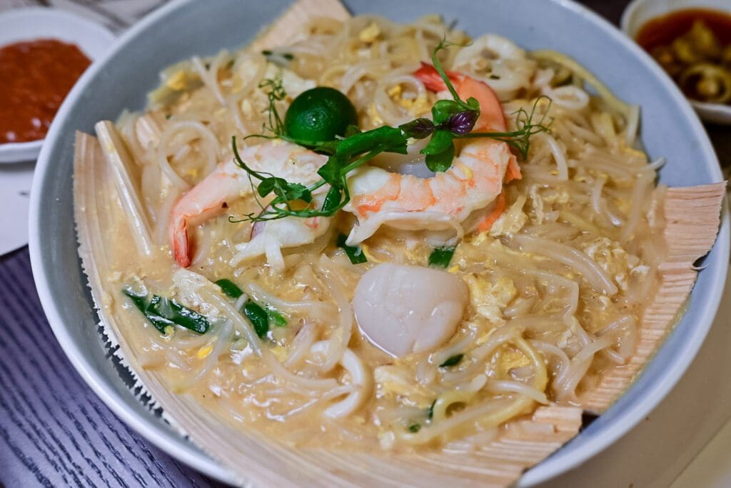 Chatterbox Singapore—Seafood Hokkien Mee