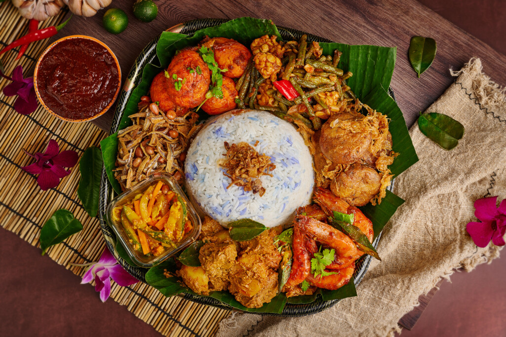 Deli Hub Singapore—Ramadan Nasi Ambeng
